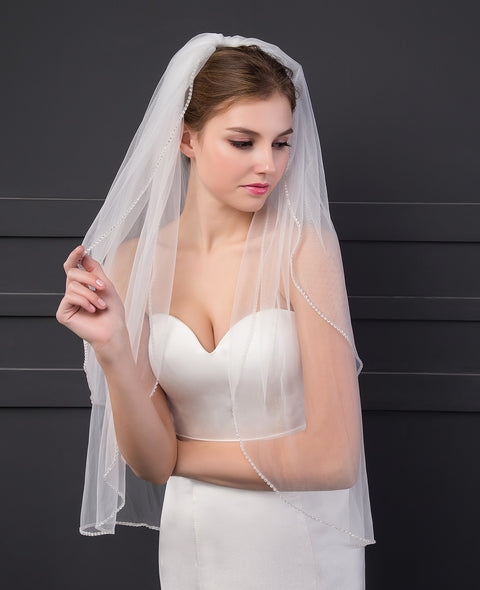Crystal Short Fingertip Length Wedding Bridal Veil With Metal Comb L40