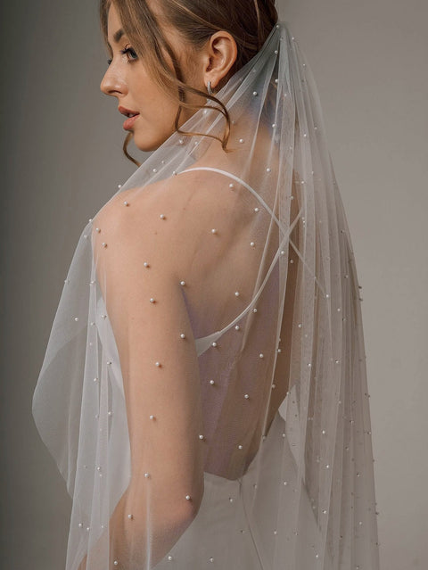 Pearl 1 Tier Wedding Bridal Veil With Metal Comb BS02