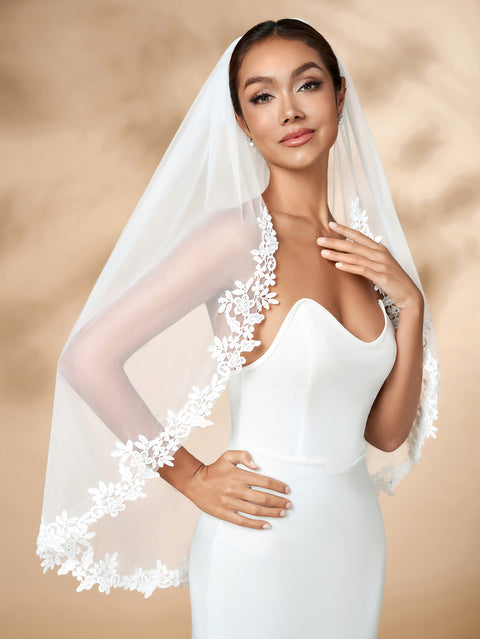 Fingertip Length Lace Edge Wedding Bridal Veil with Comb for Brides AS27