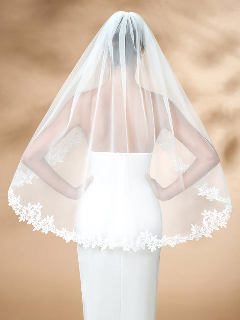 Fingertip Length Lace Edge Wedding Bridal Veil with Comb for Brides AS27