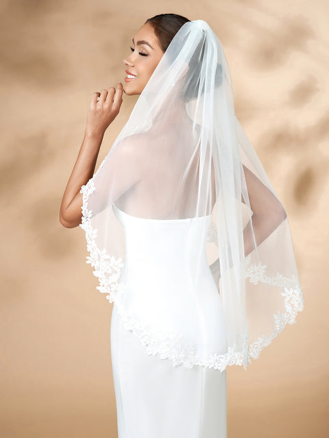 Fingertip Length Lace Edge Wedding Bridal Veil with Comb for Brides AS27