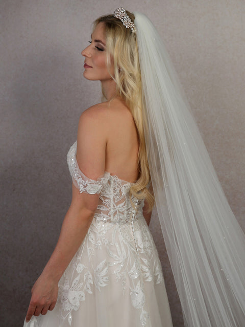 Chapel Length Pencil Edge Wedding Bridal Veil with Comb for Bride BS03