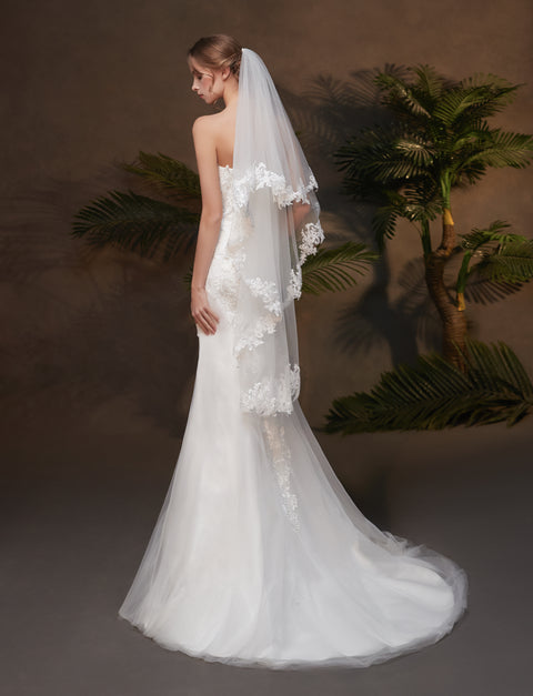 2 Tier Lace Wedding Bridal Veil with Metal Comb AS05
