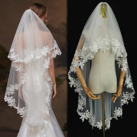 2 Tier Lace Wedding Bridal Veil with Metal Comb AS05