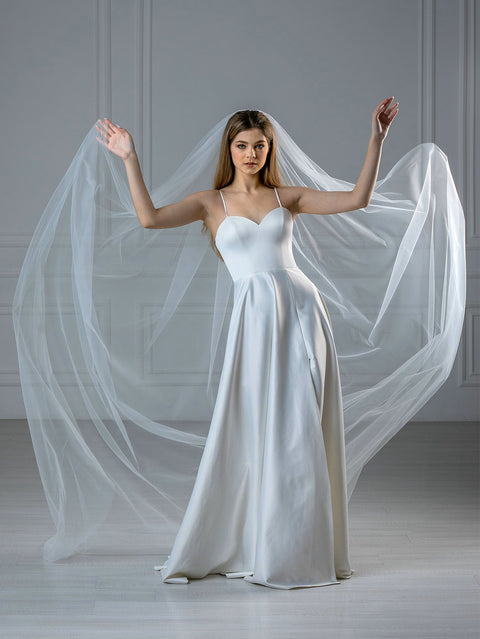 1 Tier Long Cathedral Length Bridal Veil Cut Edge with Metal Comb BS05