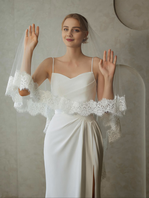 2 Tier Lace Edge Fingertip Length Wedding Bridal Veil with Comb for Bride Ivory OA42