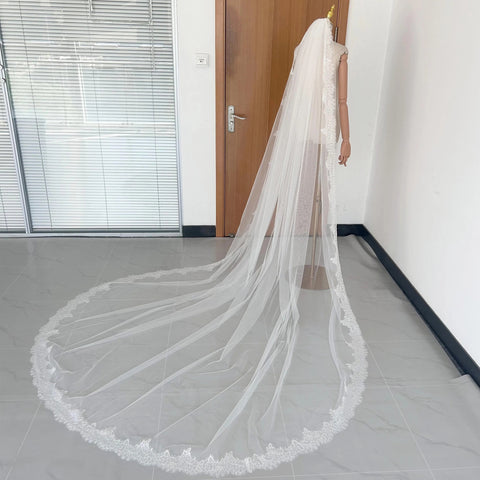 Cathedral Length Lace Edge Lightweight Wedding Bridal Veil with Comb for Bride Ivory OA33