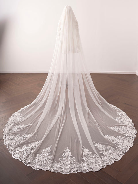 Royal Length 3.5M Lace Edge Wedding Bridal Veil with Metal Comb AS01