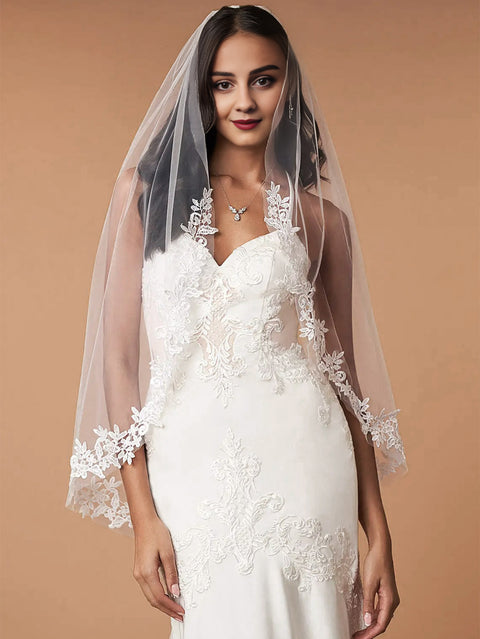 Pearl Lace Applique Fingertip Length Wedding Bridal Veil with Comb for Bride Off White OA15