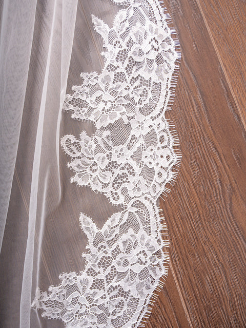 Fingertip Length Floral Lace Edge Wedding Bridal Veil with Comb for Bride Ivory OA46