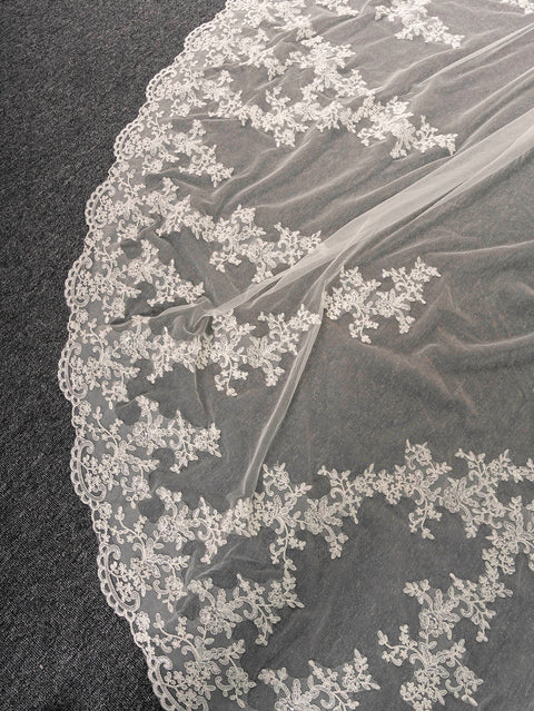 Royal Length 3.5M Lace Wedding Bridal Veil with Metal Comb AS03