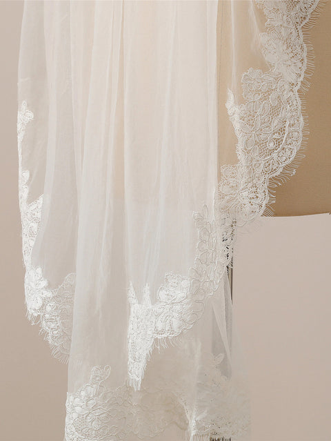 Fingertip Length Floral Lace Edge Wedding Bridal Veil with Comb for Bride Ivory OA57