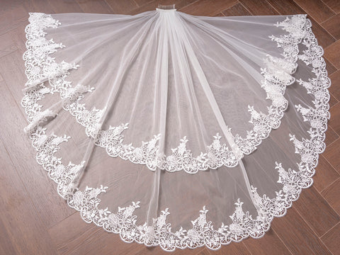 2 Tier Floral Lace Edge Bridal Veil with Comb for Wedding Bride OA48