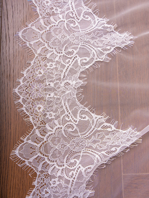 Cathedral Length Lace Edge Lightweight Wedding Bridal Veil with Comb for Bride Ivory OA35
