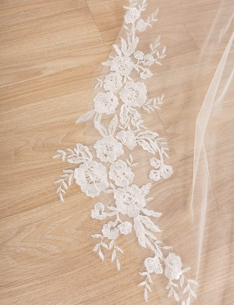 Petal Shape Cathedral Length 1 Tier Lace Wedding Bridal Veil F13