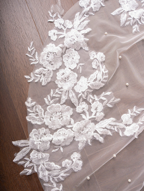 Pearl Lace Applique Fingertip Length Wedding Bridal Veil with Comb for Bride Off White OA16