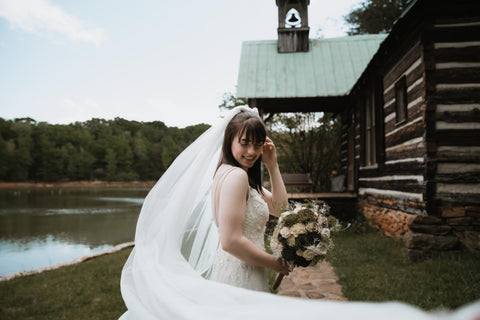 1 Tier Cathedral Simple Wedding Bridal Veil With Metal Comb for Brides HL05