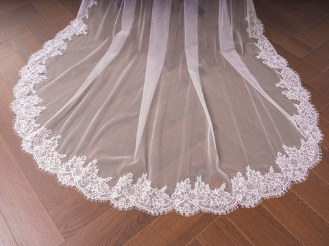 Cathedral Length Floral Lace Wedding Bridal Veil with Comb for Bride Ivory OA38