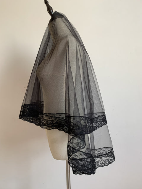 2 Tier Black Lace Edge Wedding Veil with Comb for Bride AG04