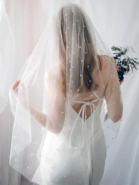 Pearl Short Wedding Bridal Veil with Metal Comb for Bride AS13