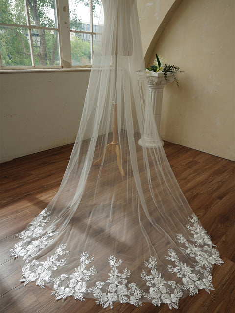 1 Tier Chapel Length Sequin Lace Floral Wedding Bridal Veil with Metal Comb for Brides AG01