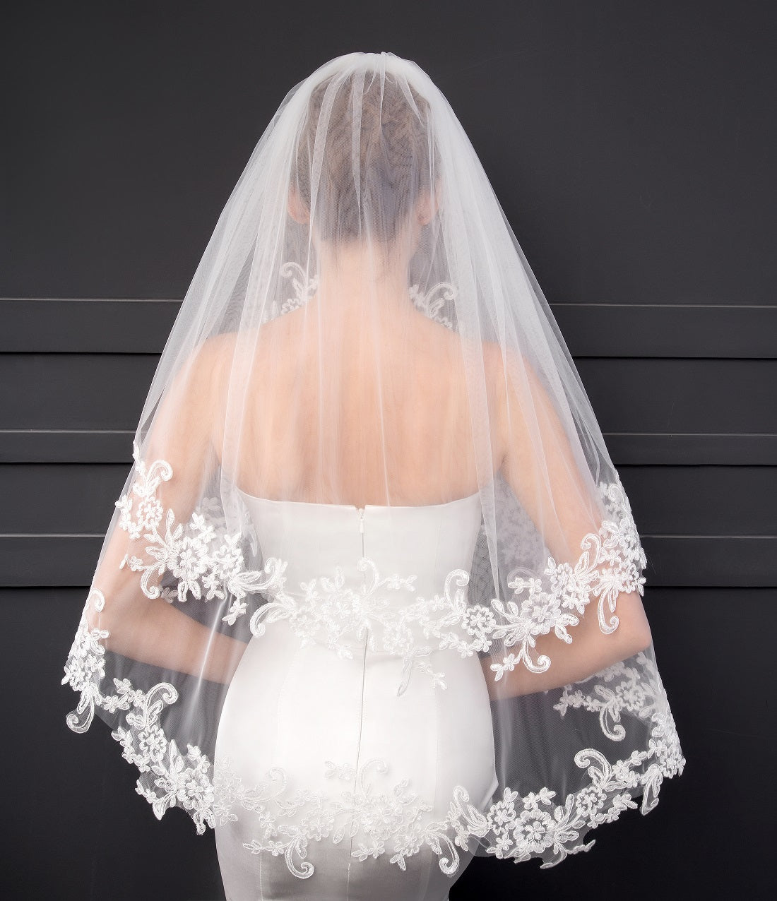 Two Tier Ivory Lace Short Bridal Veils Mid Length Wedding Veil ACC1065
